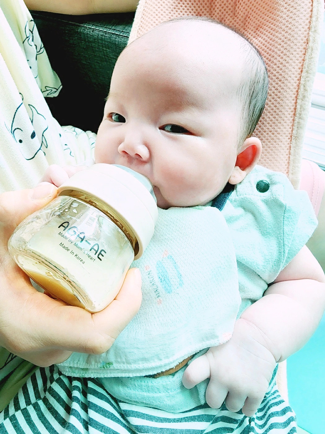 Dung tích 60ml bình sữa Aga-ae phù hợp cữ bú bé sơ sinh
