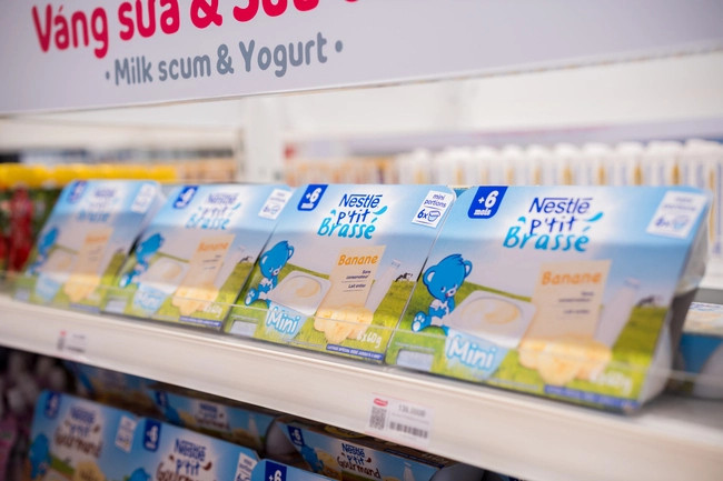 sữa chua Nestlé P'tit cho bé ăn dặm