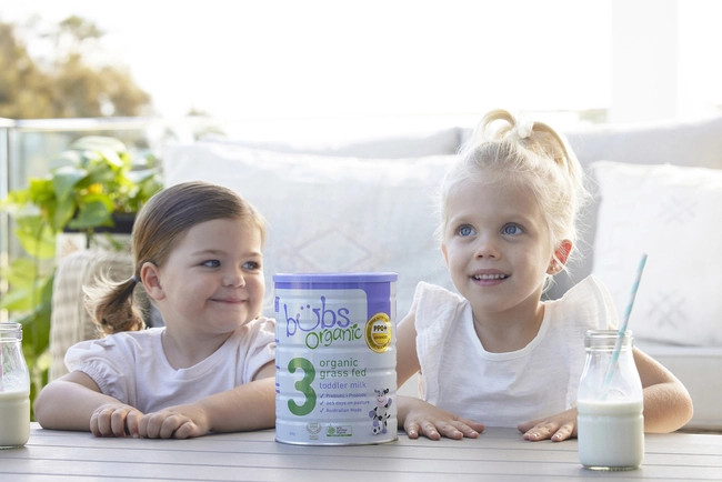 Khám phá chi tiết về sữa Bubs Organic Úc cho bé