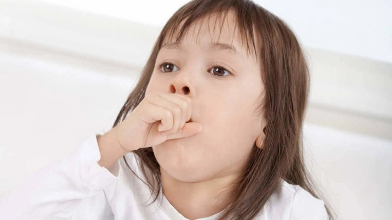 Trẻ nhỏ dễ mắc bệnh hô hấp như ho