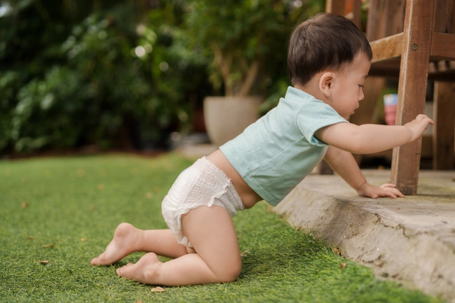 ưu điểm tã Takato và tã Huggies