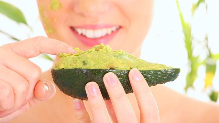 Cách làm mặt nạ bơ sữa tươi: Bí quyết da đẹp tự nhiên, hiệu quả