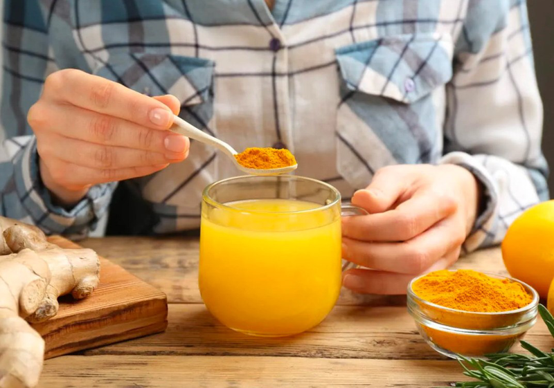 Uống tinh bột nghệ đúng cách: Hướng dẫn chi tiết để tối ưu hiệu quả