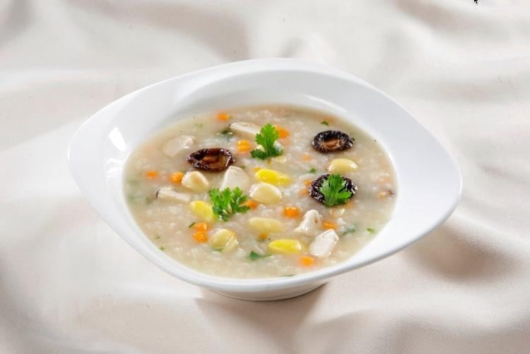 Cháo ếch hạt sen cho bé ăn dặm thơm ngon