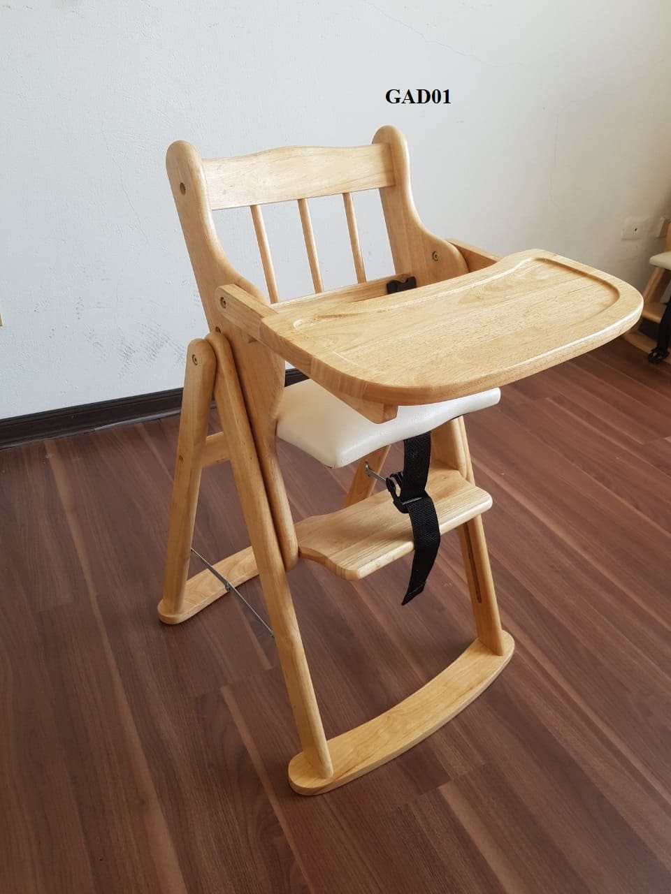 Ghế Ăn Dặm Cho Bé Giá Bao Nhiêu? Bảng Giá & Mẹo Chọn Chuẩn
