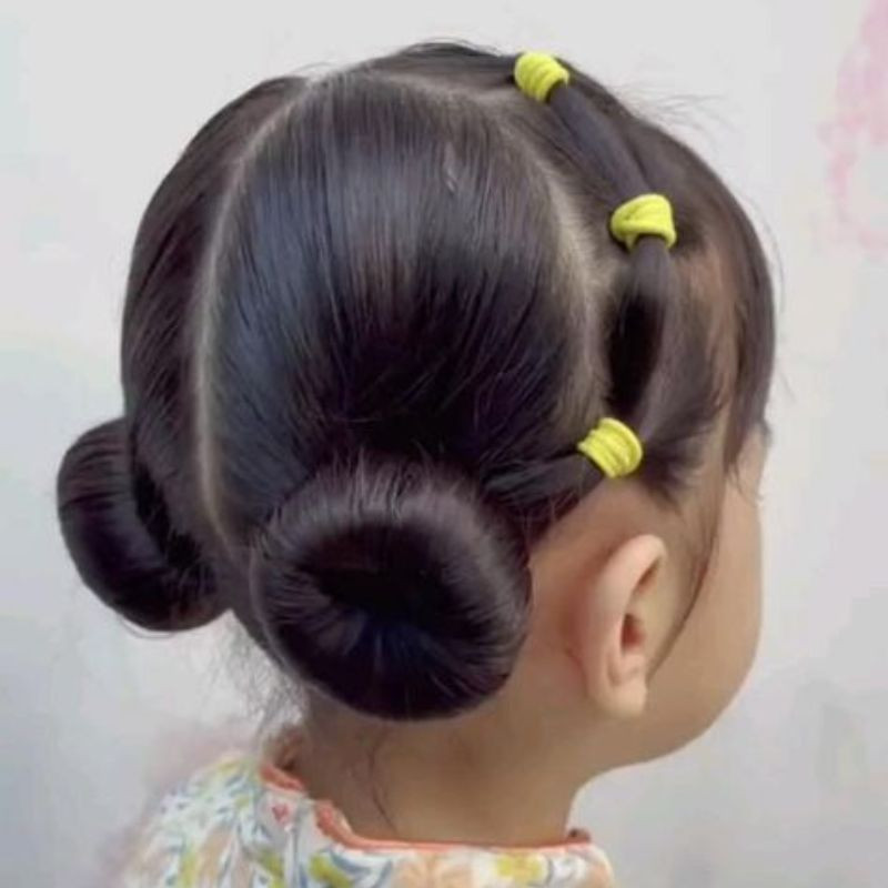 Kiểu búi tóc thanh lịch cho bé gái trong các dịp đặc biệt