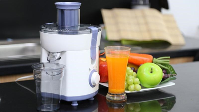 Máy ép chậm giúp nước ép trái cây để được bao lâu hơn