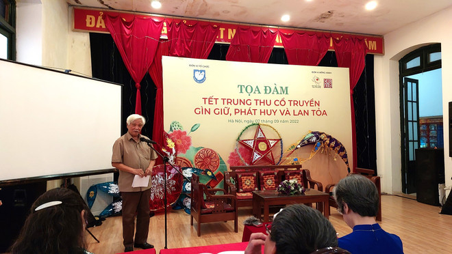 Nhà sử học Dương Trung Quốc chia sẻ về ý nghĩa nhân văn của mâm cỗ Trung Thu cổ truyền