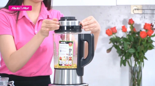 Sữa đậu nành cần được đun sôi kỹ lưỡng trước khi sử dụng để đảm bảo an toàn và dinh dưỡng