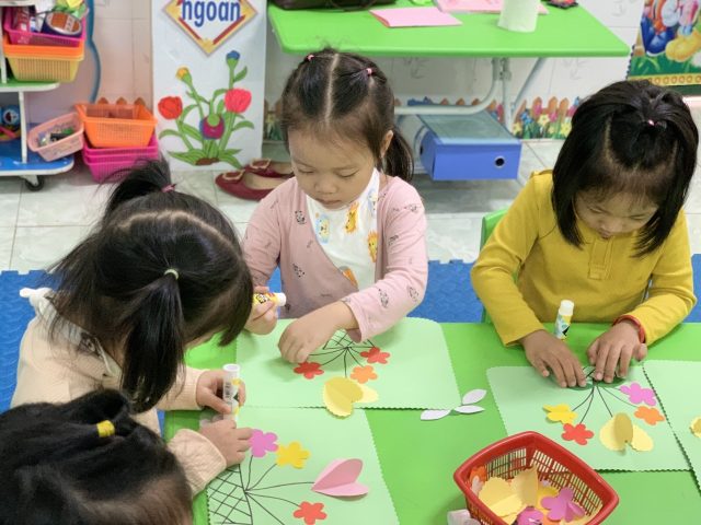 Thiệp chúc mừng 20 10: Quà tặng ý nghĩa