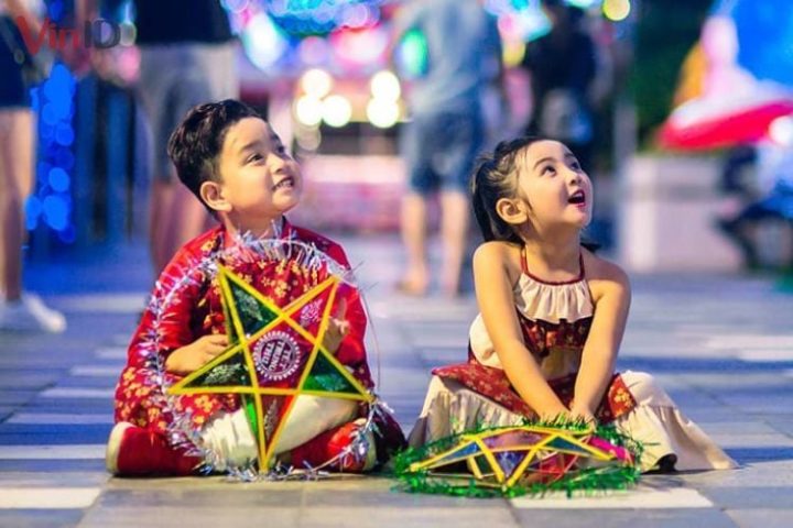 Đèn ông sao truyền thống cho bé chơi Trung thu