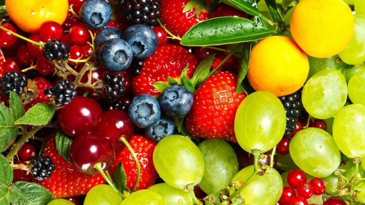 Acid Folic có trong thực phẩm nào: Trái cây quả mọng là nguồn acid folic dồi dào