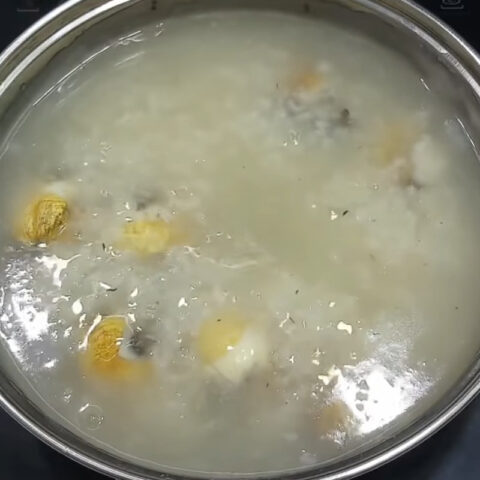 BÆ°á»›c 3 Náº¥u cháo Cháo trá»©ng vá»‹t lá»™n cáº£i xanh