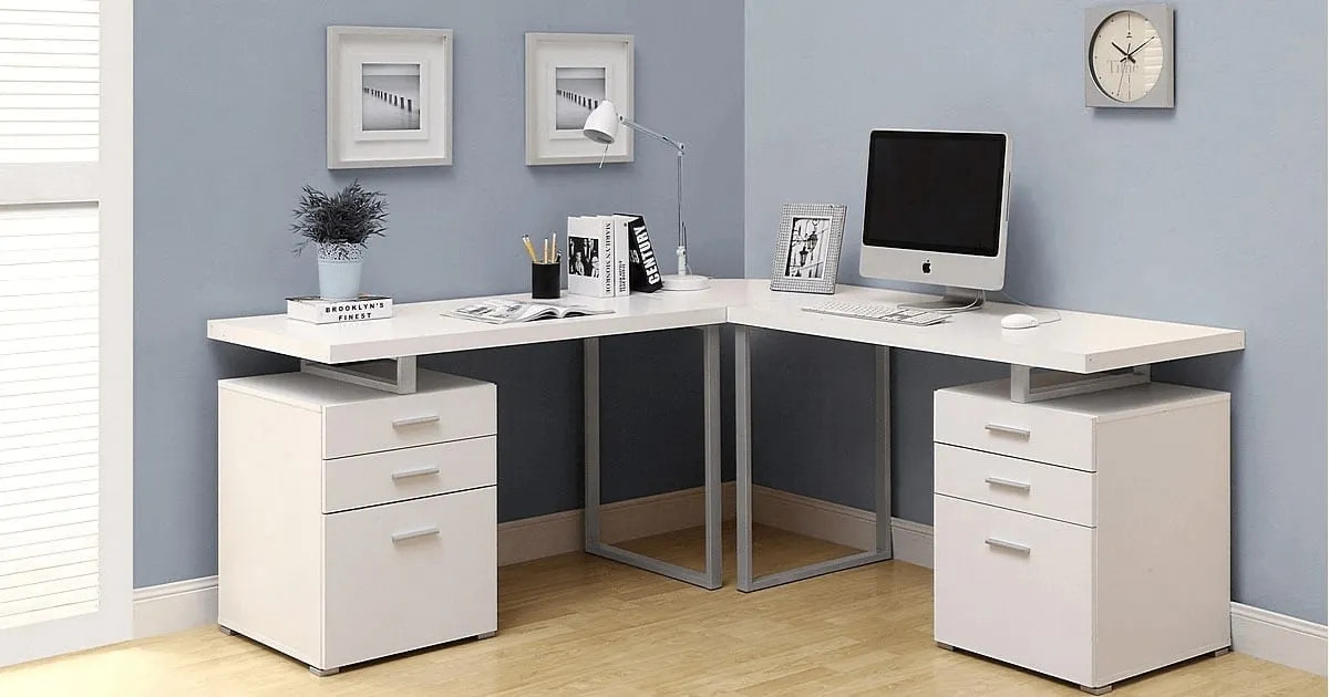 Bàn học thông minh bằng gỗ có nơi để máy tính được nhiều khách hàng sử dụng
