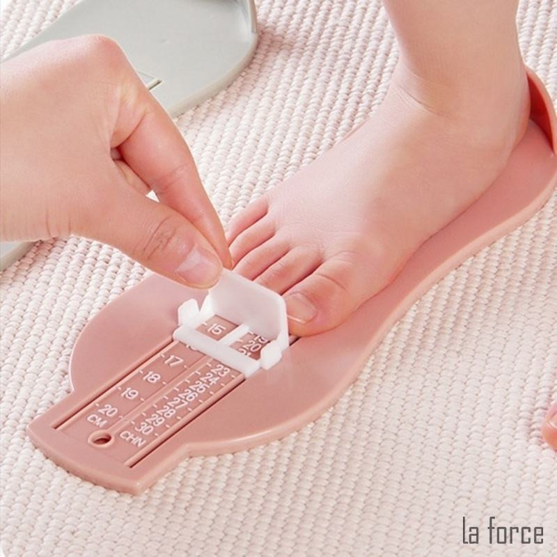 Bảng quy đổi size giày US sang Việt Nam cho trẻ em