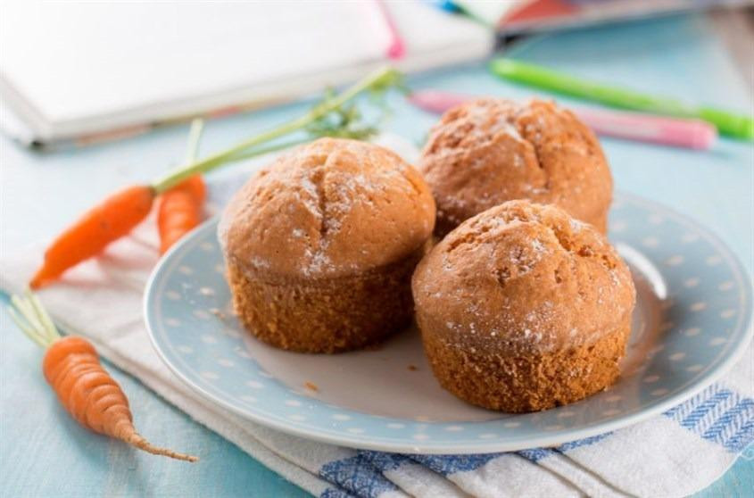 Bánh muffin cà rốt chà là