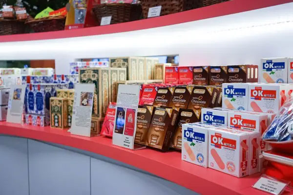 Mua Bao Cao Su Ở Đâu Hà Nội: Địa Chỉ Uy Tín & Giao Hàng Kín Đáo