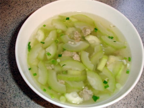 Mùa Hè Bà Bầu Ăn Gì Cho Mát: Cẩm Nang Dinh Dưỡng Toàn Diện