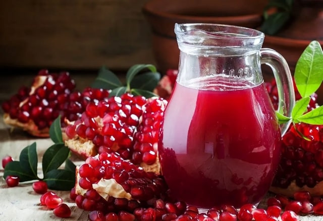 Bầu 3 tháng đầu ăn lựu: Lợi ích và những lưu ý cần biết