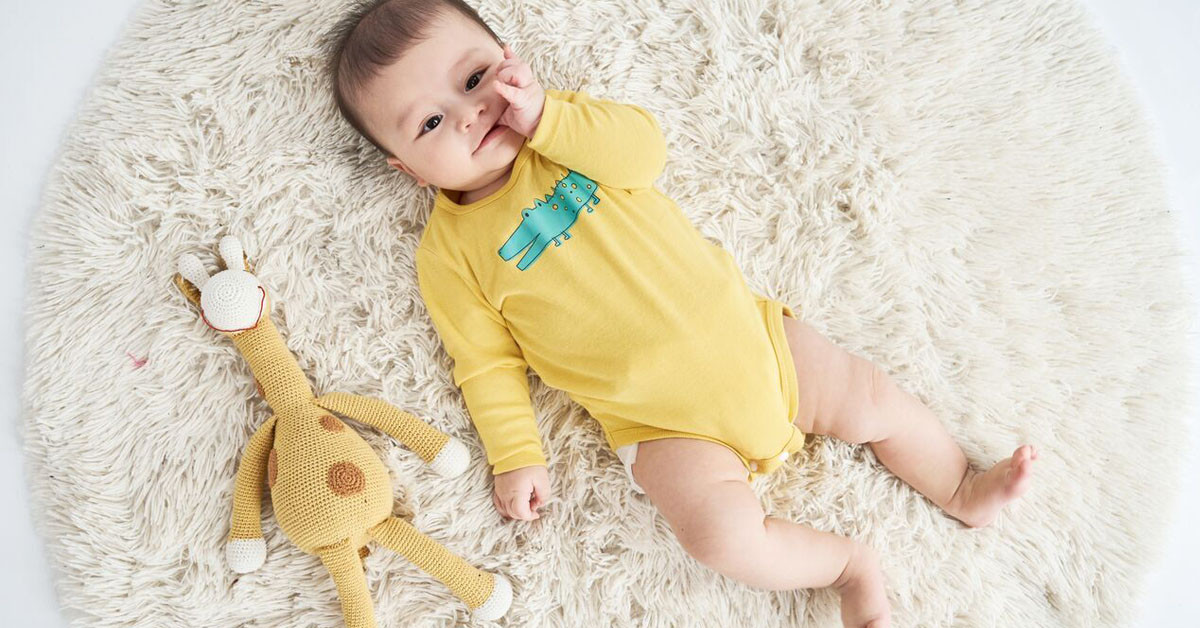 Bé 4 Tháng Biết Làm Gì? Khám Phá Cột Mốc Phát Triển Toàn Diện