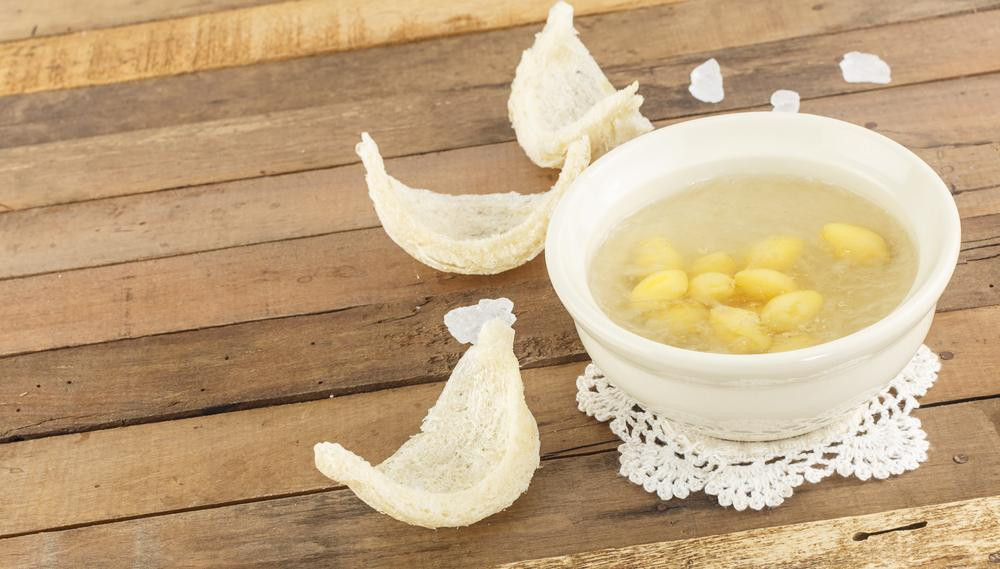 Bé ăn yến vào lúc nào là tốt nhất để tăng cường miễn dịch và tiêu hóa