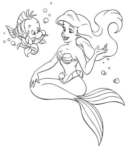 Bé gái tô màu nàng tiên cá Ariel