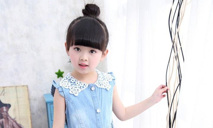 bé gái tóc bob mái ngố đáng yêu, một trong các kiểu tóc dành cho bé gái phổ biến