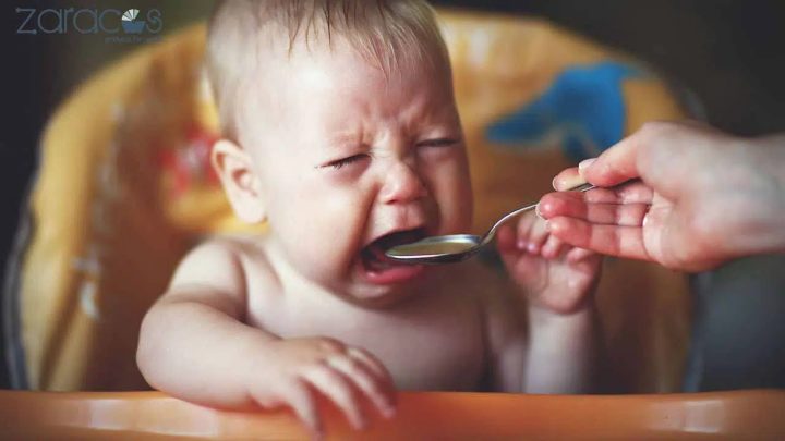 Bé không chịu ngồi ghế ăn dặm: Nguyên nhân & Giải pháp hiệu quả