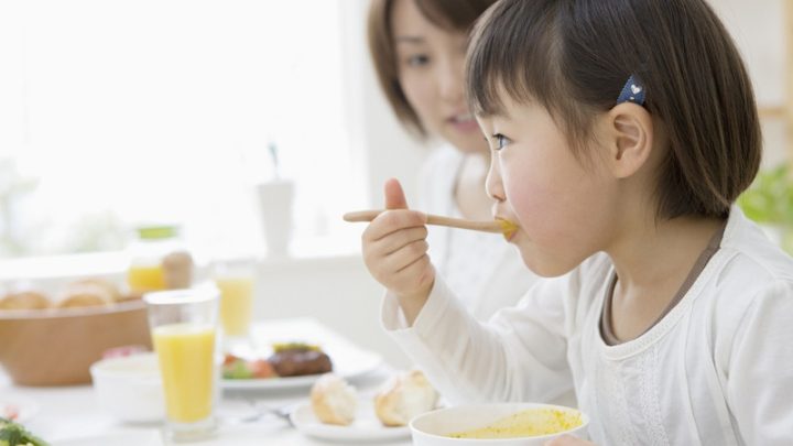 Thực đơn cho bé trai 16 tháng tuổi: Phát triển toàn diện