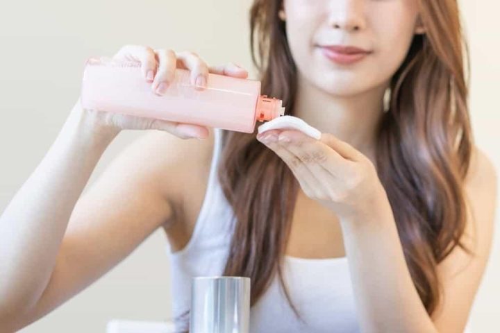 Nước Tẩy Trang Tốt Cho Da Khô: Hướng Dẫn Toàn Diện & Top Sản Phẩm