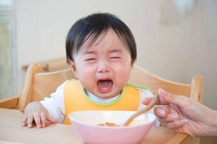 Trẻ 2 tuổi nên ăn gì để phát triển toàn diện và khỏe mạnh?