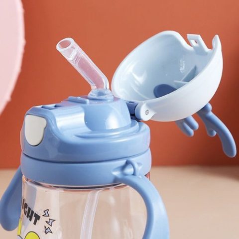 Bình Nước Có Quai Đeo Cho Bé: Hướng Dẫn Toàn Diện Cho Ba Mẹ