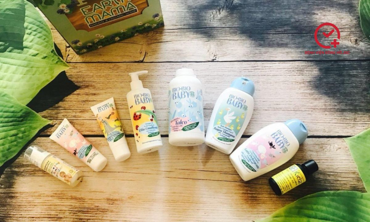Bộ mỹ phẩm chăm sóc da hữu cơ an toàn cho bé gái 1 tuổi