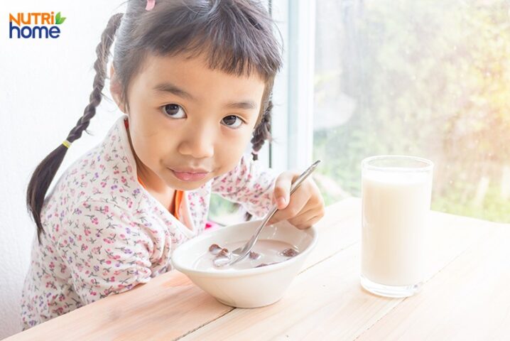 bữa phụ cho bé, ngũ cốc