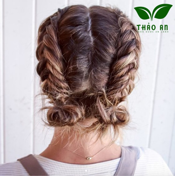 Buộc Tóc Ngắn Đuôi Ngựa Hai Bên