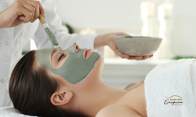 Các nguyên liệu tự nhiên như nha đam, dưa chuột, chanh giúp nhả nắng cho da mặt hiệu quả tại nhà
