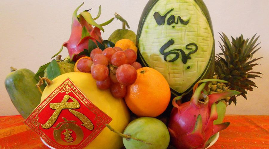 Cách bày mâm ngũ quả ngày Tết miền Bắc đẹp mắt, ý nghĩa