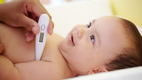 Vị trí đo nhiệt kế điện tử phù hợp cho từng độ tuổi của bé
