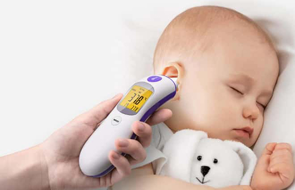 Hướng dẫn cách đo nhiệt kế điện tử ở miệng cho trẻ
