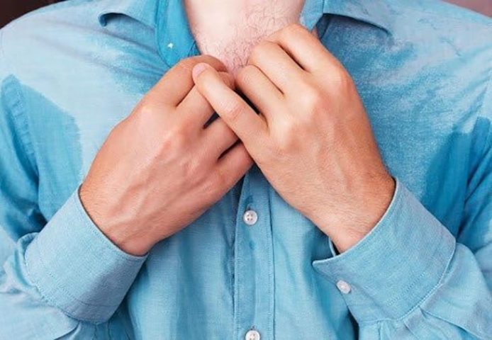 Cách Tẩy Vết Ố Vàng Trên Áo Hiệu Quả, An Toàn Tại Nhà