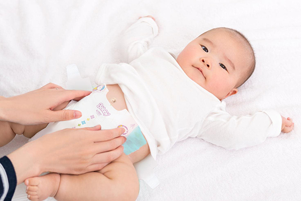 Bỉm Cho Trẻ Sơ Sinh Dưới 1 Tháng Tuổi: Hướng Dẫn Lựa Chọn Và Sử Dụng Toàn Diện