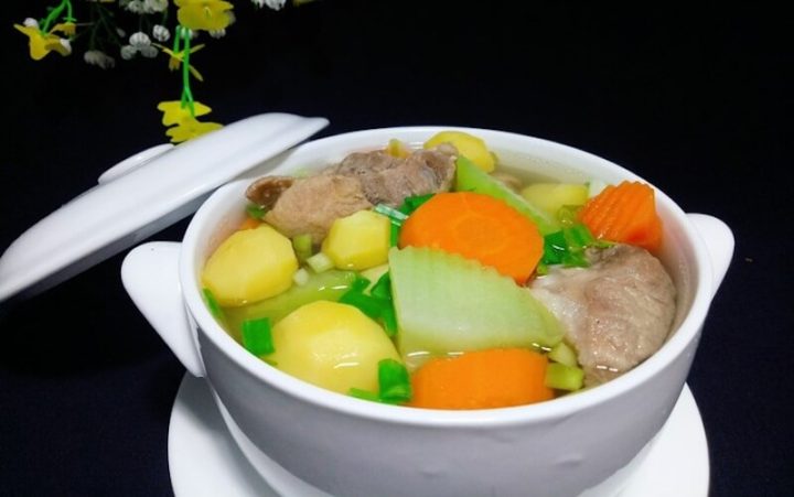 Cách Nấu Canh Thịt Bò Rau Củ: Bí Quyết Thơm Ngon Bổ Dưỡng