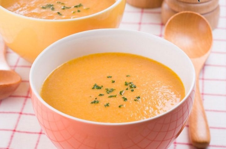 Cháo thịt bò cho bé với cà rốt là món ăn bổ dưỡng và dễ nấu