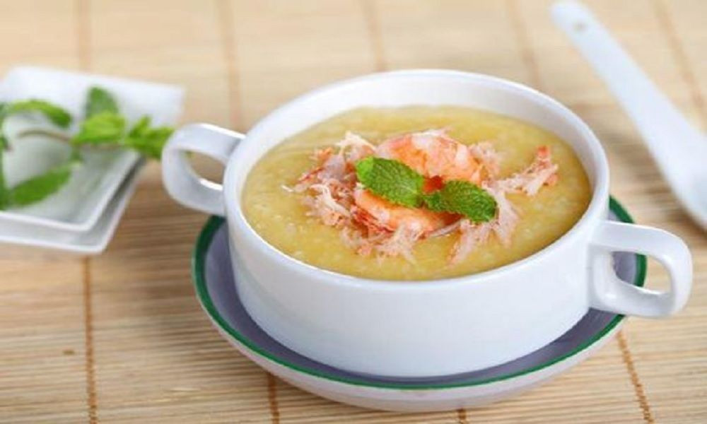 Cháo yến mạch tôm bổ dưỡng cho bé 6 tháng ăn dặm