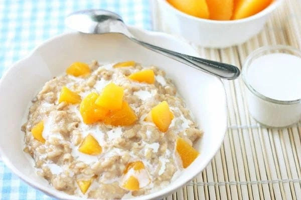 Công thức cách nấu cháo yến mạch ăn dặm cho bé 6 tháng dinh dưỡng