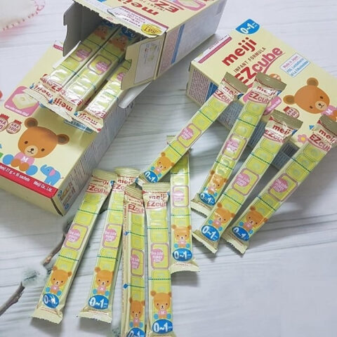 Hướng Dẫn Chi Tiết Cách Pha Sữa Thanh Meiji 0-1 Đúng Chuẩn cho Bé