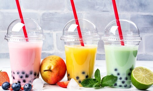 Đau dạ dày uống sữa chua được không: Đau dạ dày nên cẩn trọng khi uống trà sữa