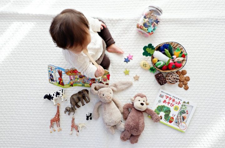Đồ Chơi Cho Bé 6 Tháng Tuổi Trở Lên An Toàn Và Phát Triển Toàn Diện