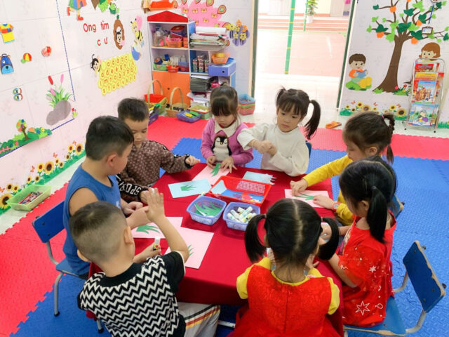 Làm Thiệp Chúc Mừng 20/10: Hướng Dẫn Chi Tiết Và Ý Nghĩa Sâu Sắc