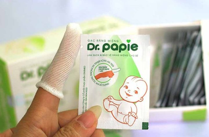 Hướng dẫn rơ lưỡi cho trẻ sơ sinh đúng cách an toàn, hiệu quả
